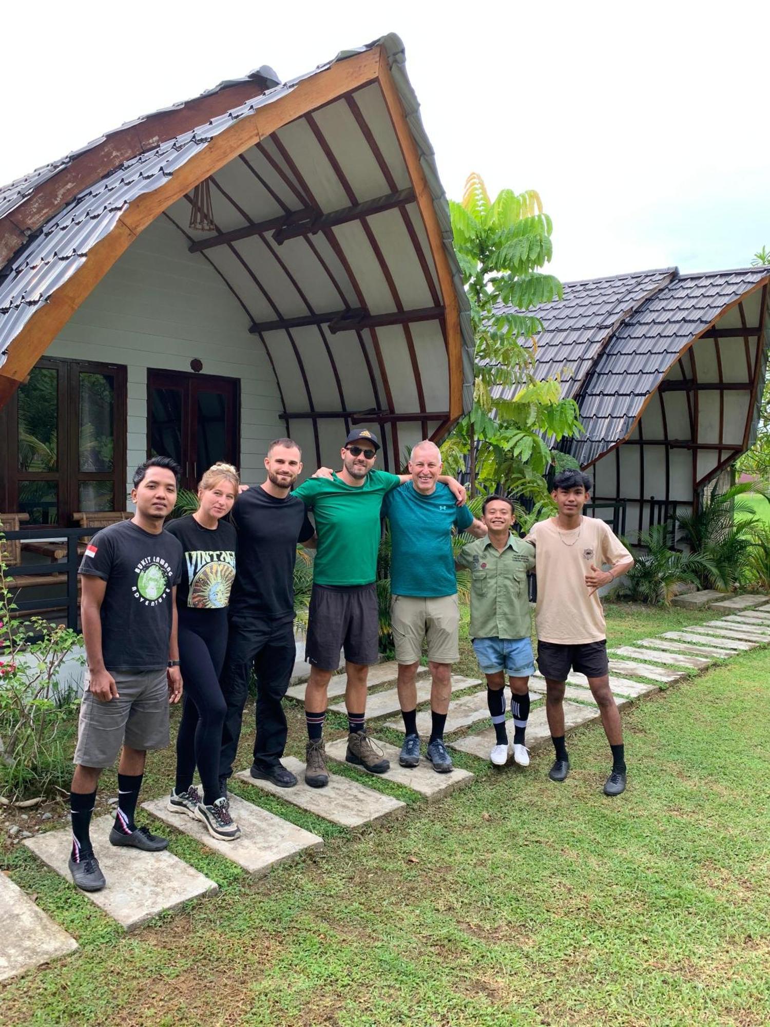 Gino'S Place - Guest House & Jungle Trekking บูกิตลาวัง ภายนอก รูปภาพ