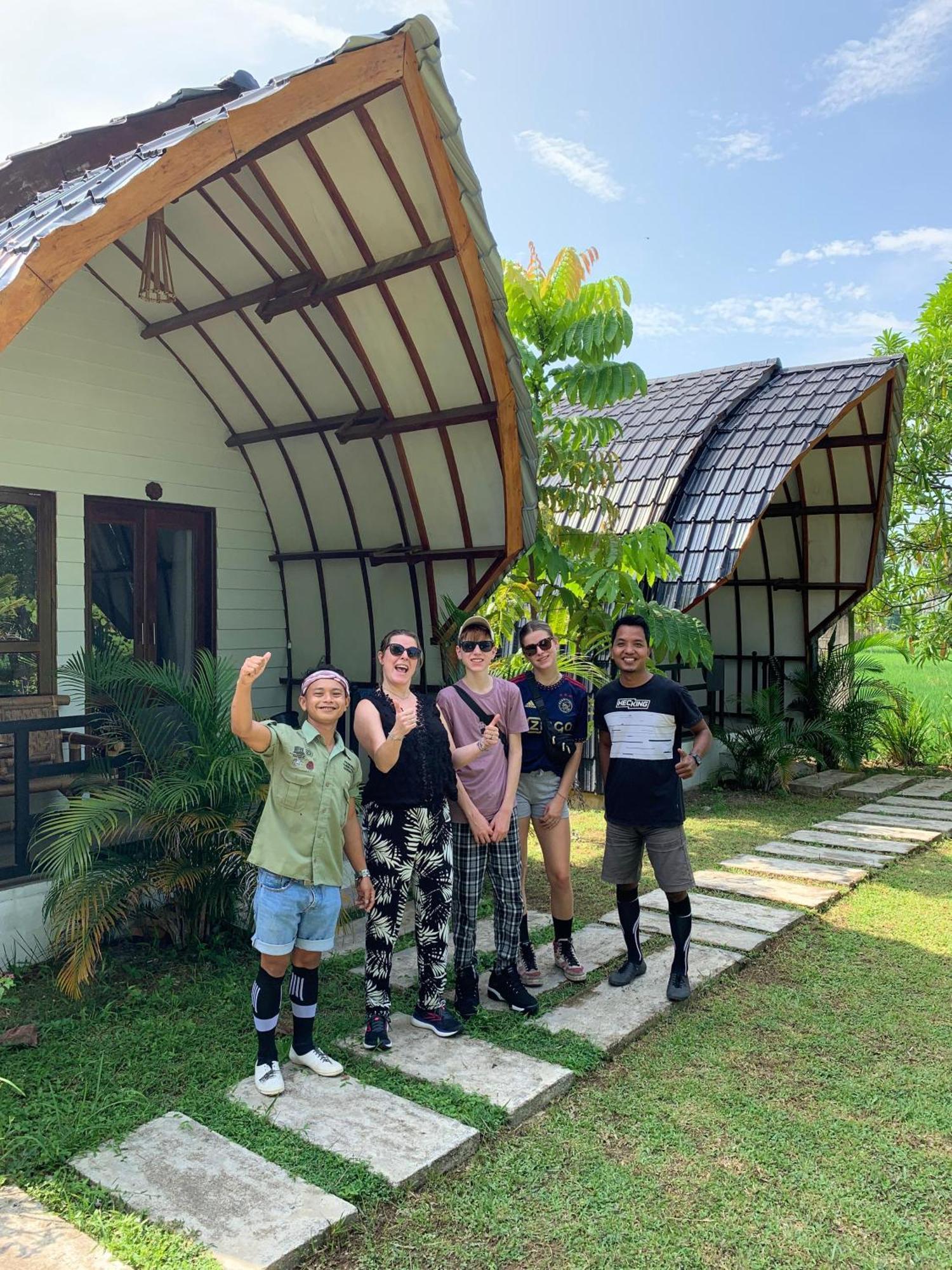 Gino'S Place - Guest House & Jungle Trekking บูกิตลาวัง ภายนอก รูปภาพ