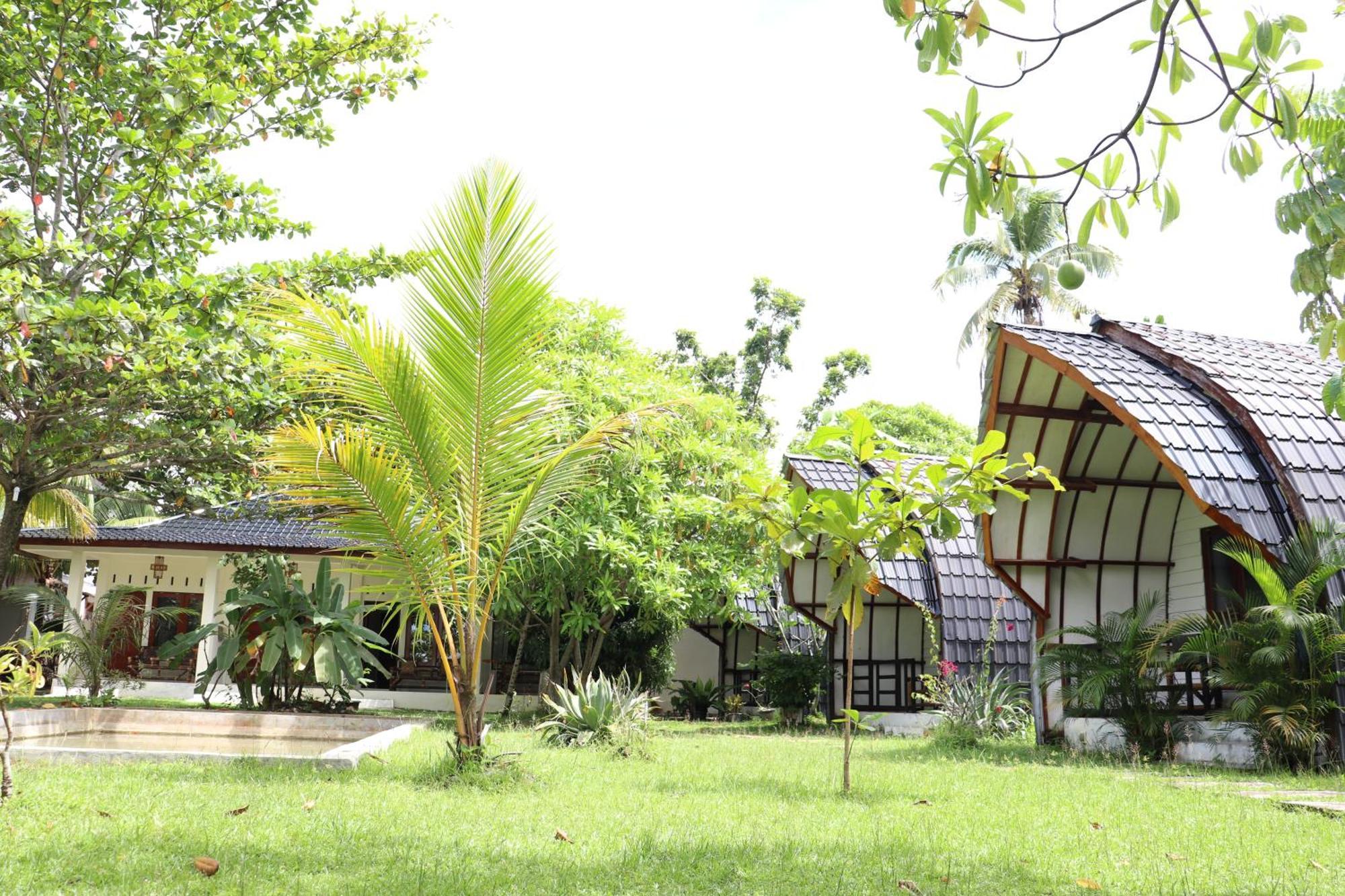 Gino'S Place - Guest House & Jungle Trekking บูกิตลาวัง ภายนอก รูปภาพ